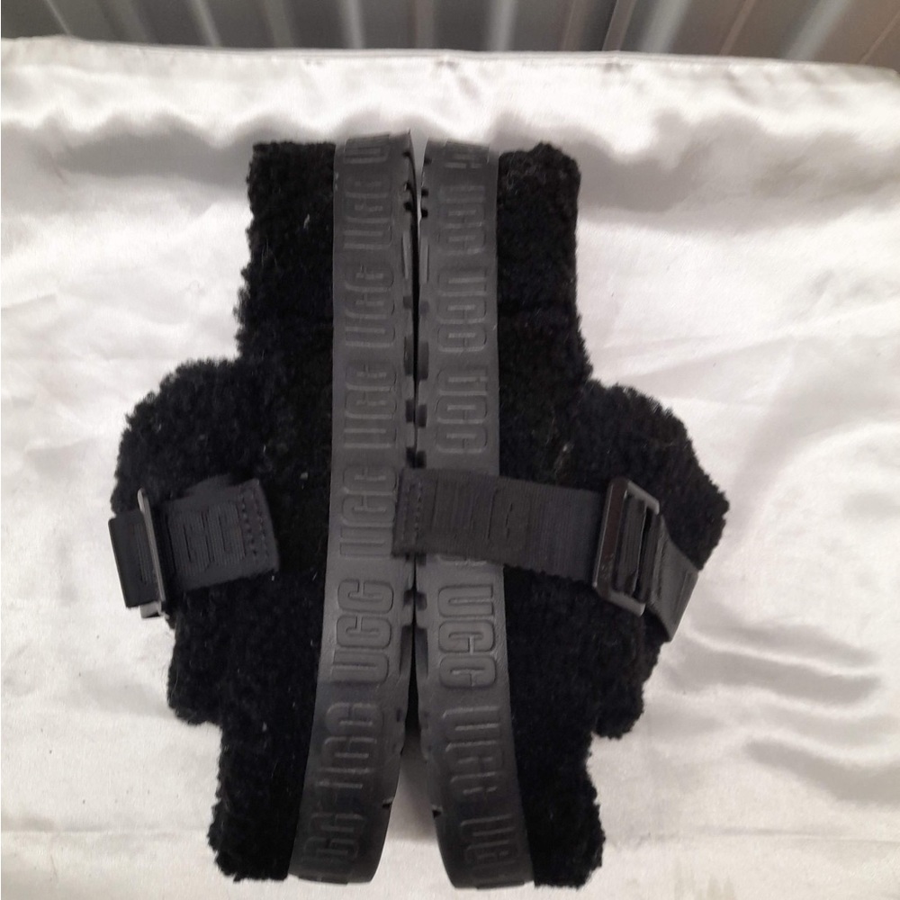 UGG FLUFFITA - Picture 6 of 9